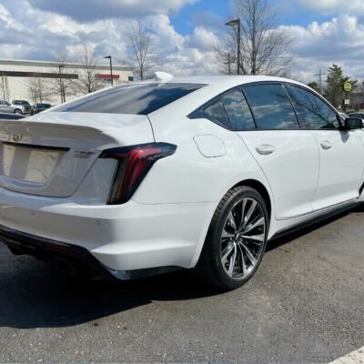 2024 Cadillac CT5-V BLACKWING 10 SPEED AUTOMATIC WULTRA VIEW SUNROOF – NO RESERVE