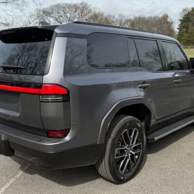 2025 Lexus GX 550 Premium+ COLD AREA PKG W HEAD UP DISPLAY & TRAFFIC JAM ASSIST – NO RESERVE PRICE